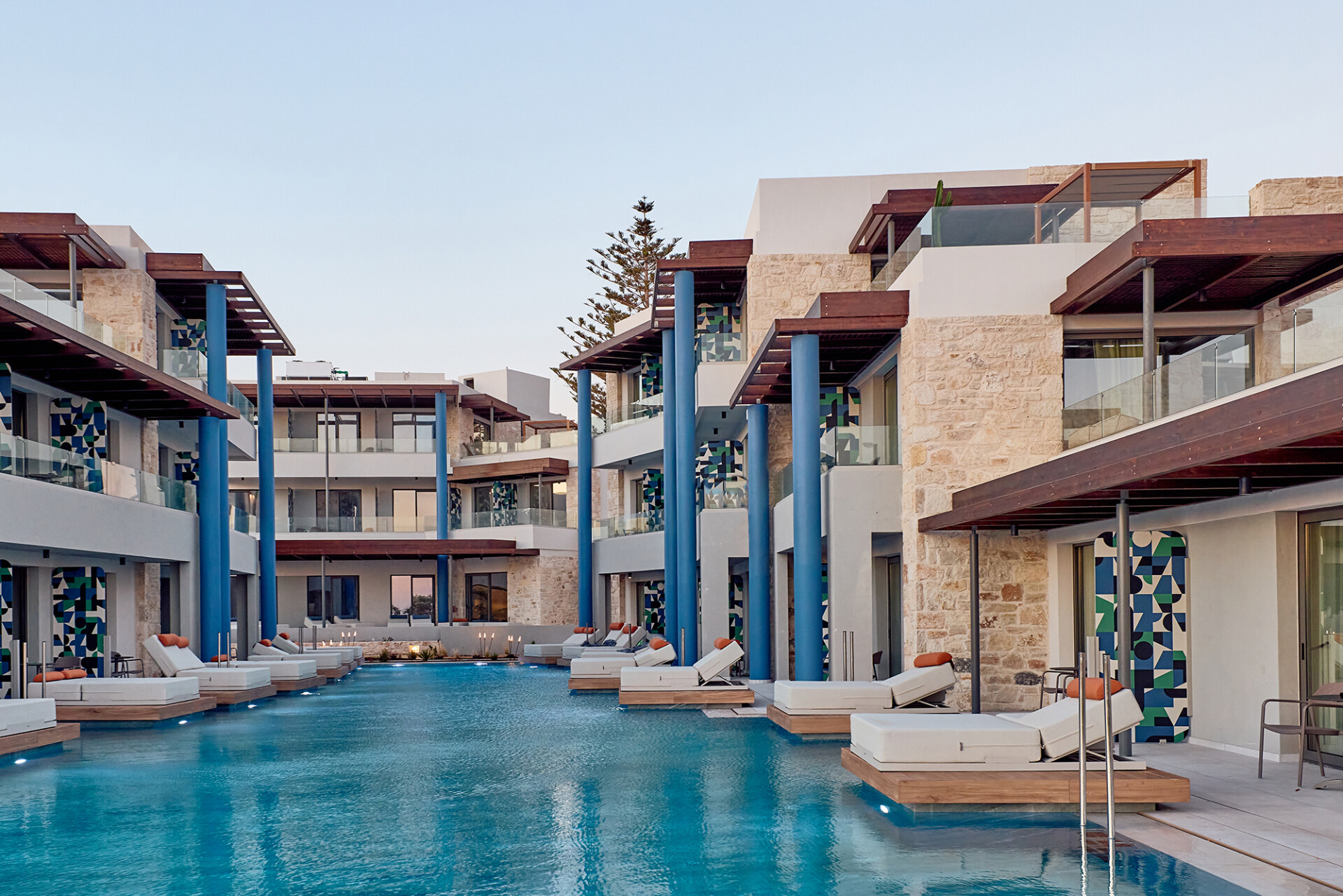 PARALOS KOSTA ALIMIA