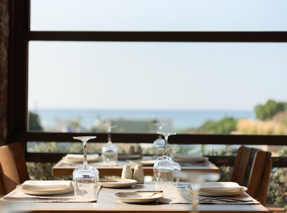 PARALOS VENUS SUITES